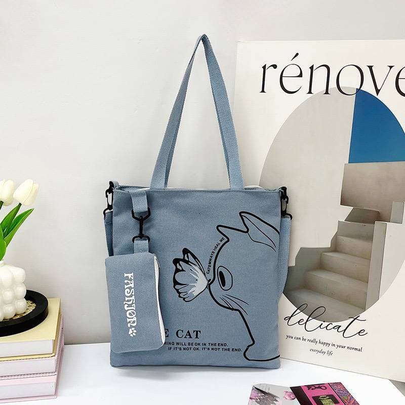 purseB blue tote bag